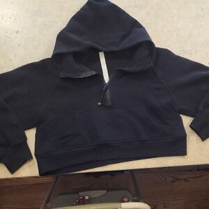 Lululemon Crop Black Scuba